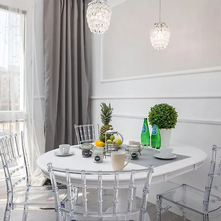 Elegancki Dla Czterech Osob Z Jedna Sypialnia W Warszawie By Renters 아파트