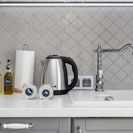 Elegancki Dla Czterech Osob Z Jedna Sypialnia W Warszawie By Renters 아파트 바르샤바